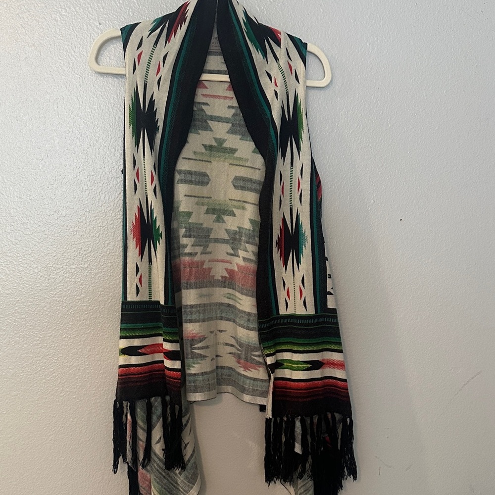 Double D Ranch Aztec Print Fringe Open Front Vest
